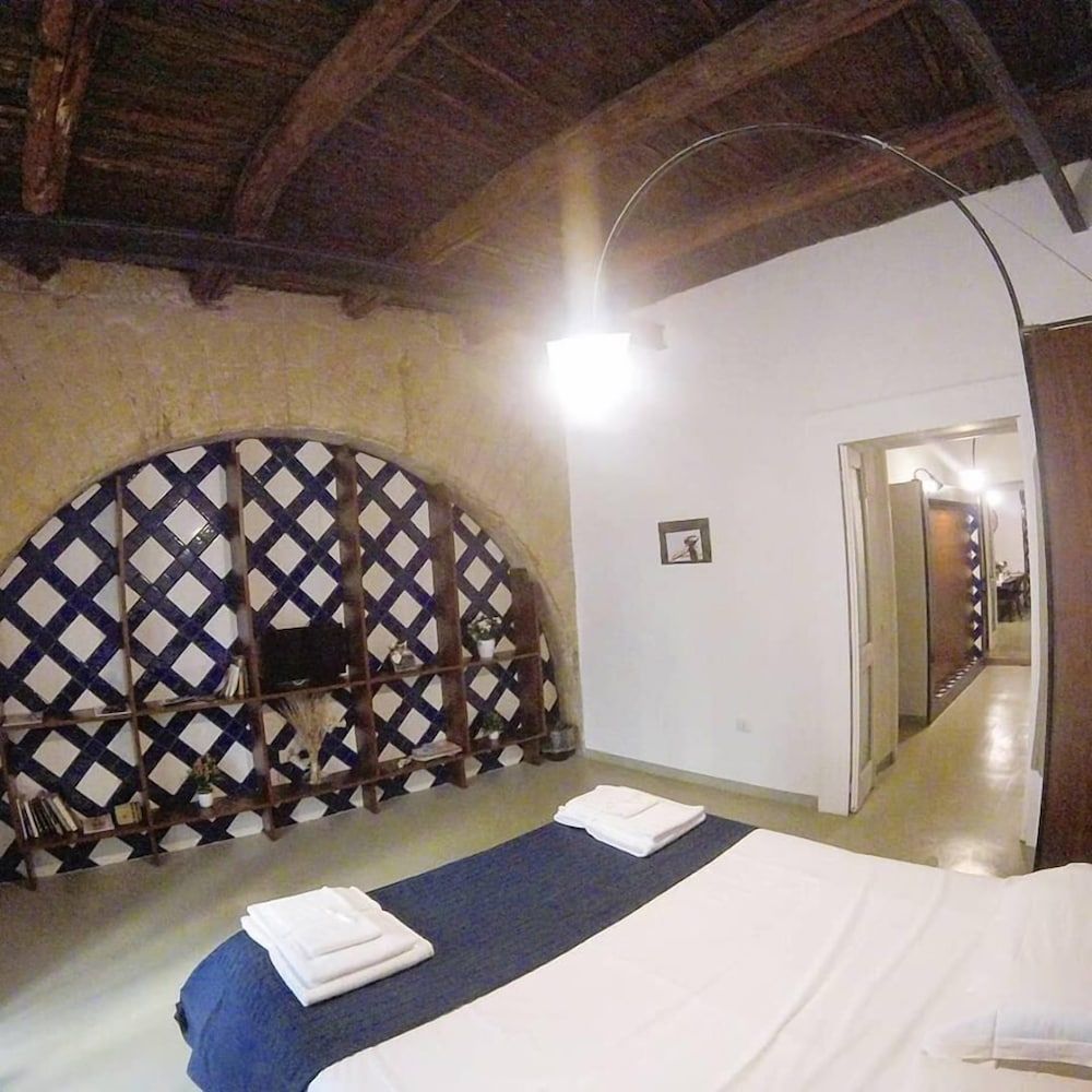 Per Amor Duomo Family Quadruple Room 6