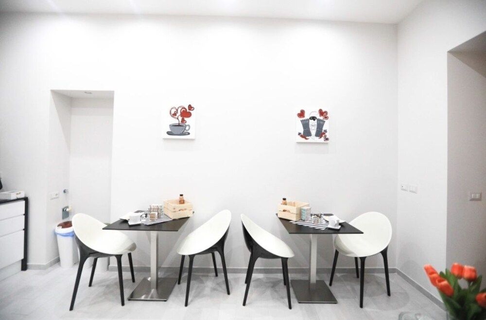 undefined Chiaia Guest House 5