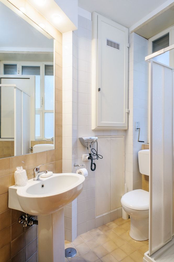 Toledo Stay OK Twin Room (Mercurio) 4