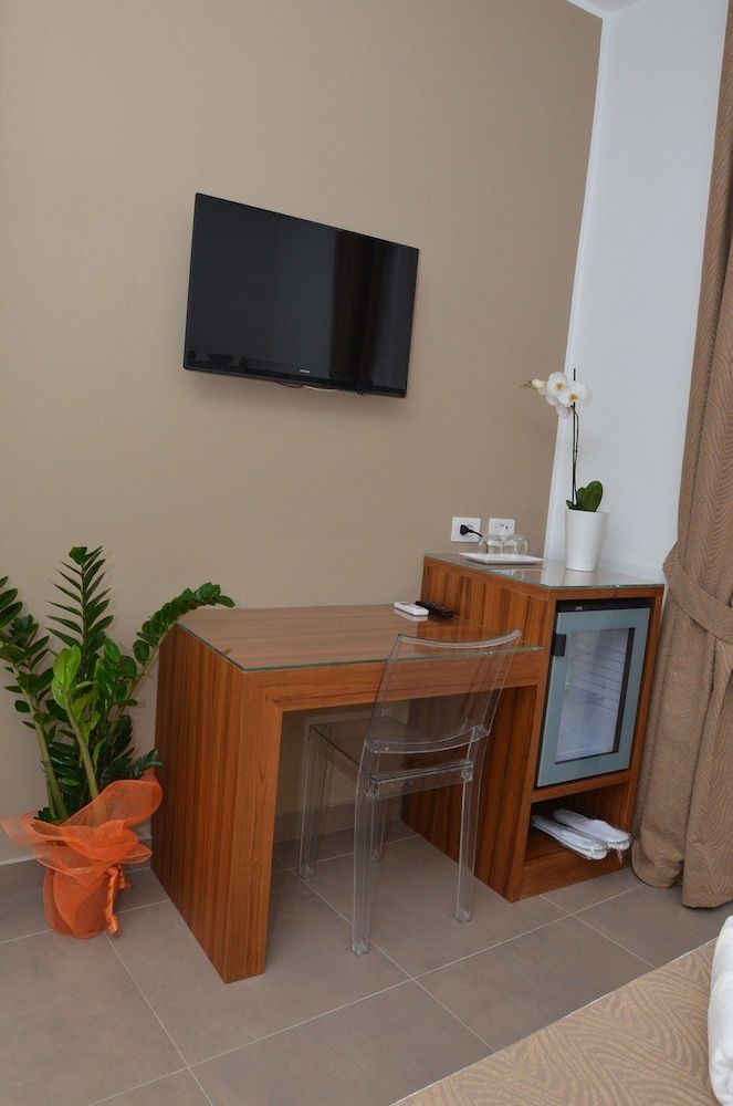 B&B La Movida Deluxe Double Room 8