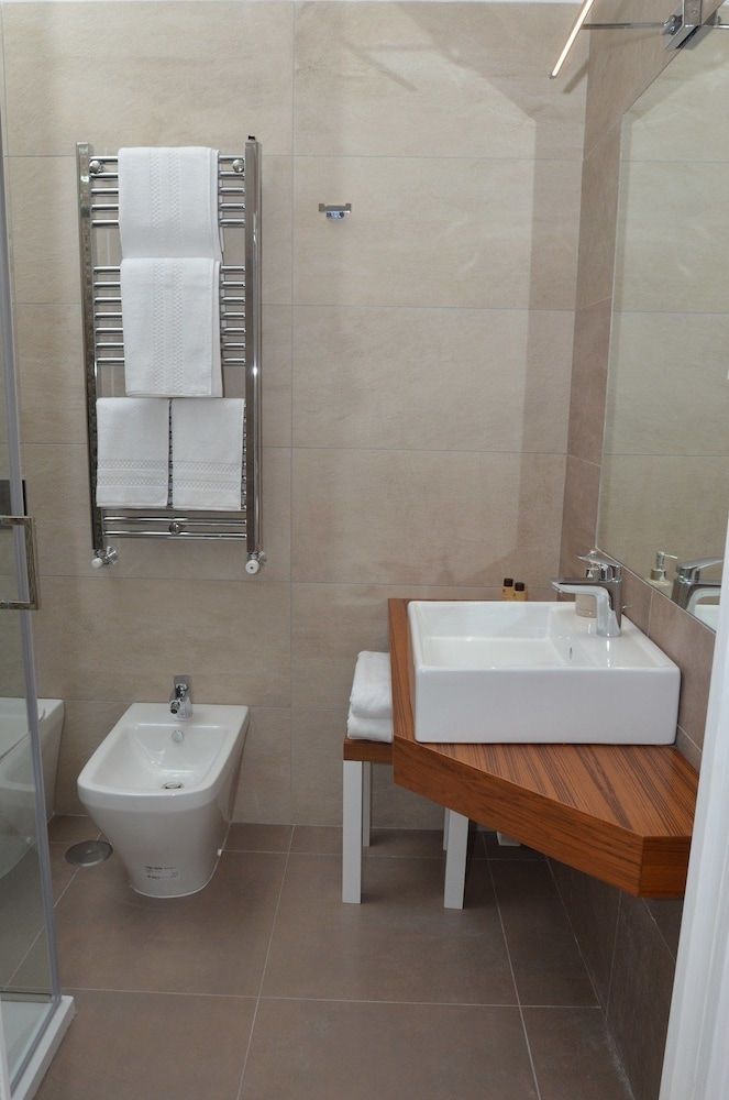 B&B La Movida Deluxe Double Room 4