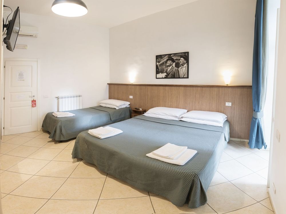 undefined Vomero House 3