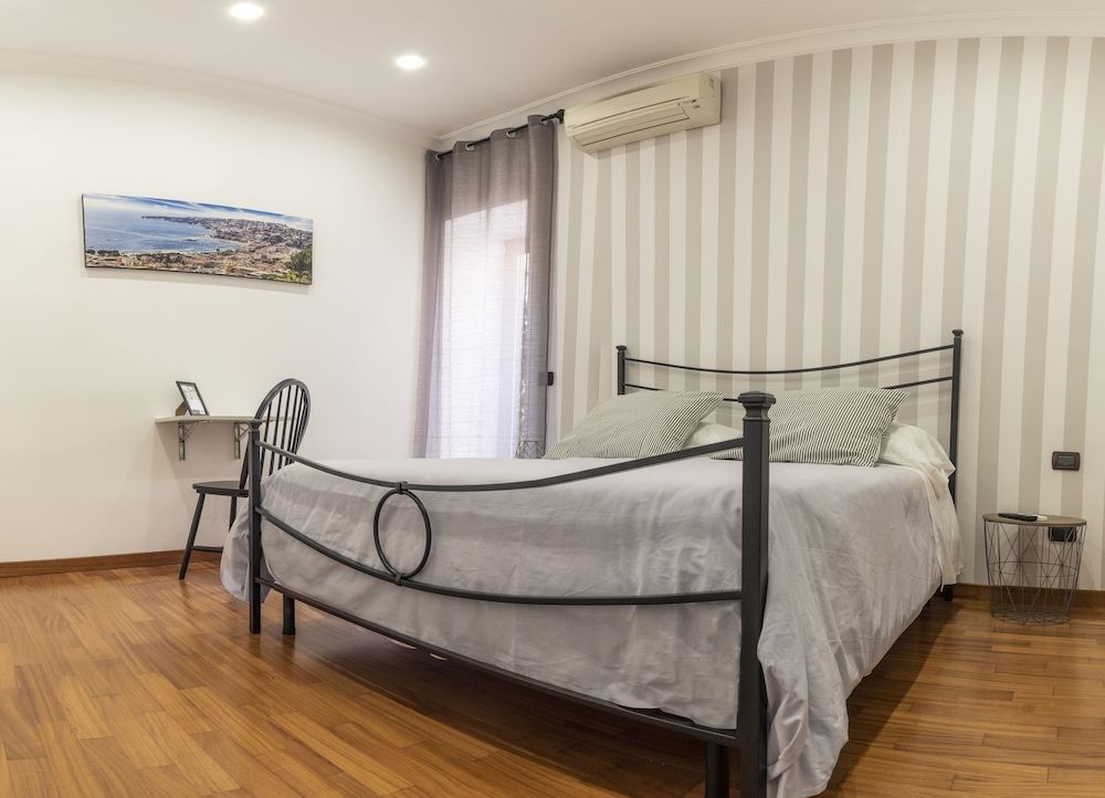 undefined Petrucci B&B 3