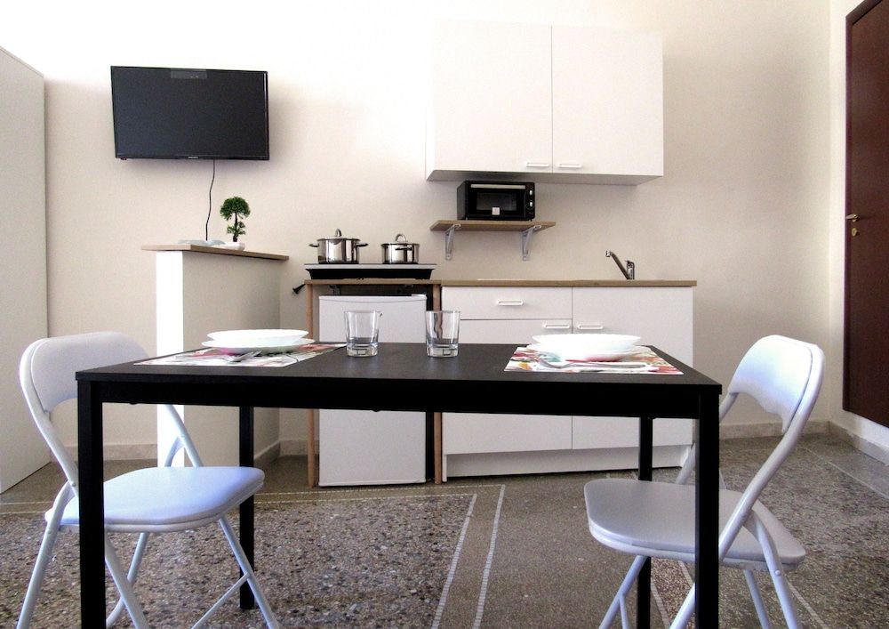 Il Rifugio di Garibaldi Deluxe Room, Kitchenette 7