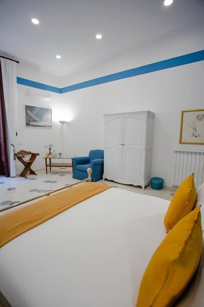 Sibilla Napoli Superior Room (Plebiscito) 14
