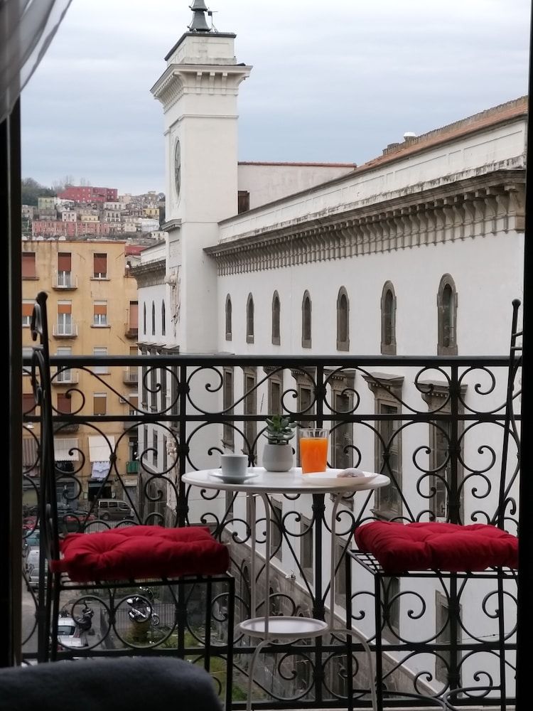 undefined B&B 'A Livella