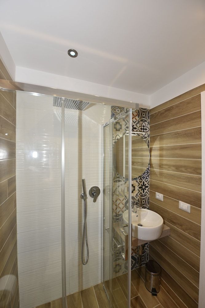 B&B CasaZeni Deluxe Double Room, 1 Queen Bed with Sofa bed, Balcony, City View 8