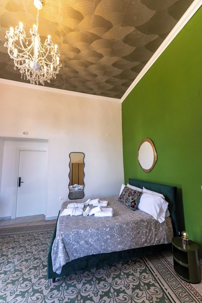 Antica Dimora Deluxe Luxury Double Room, Jetted Tub (Vesuvio) 5