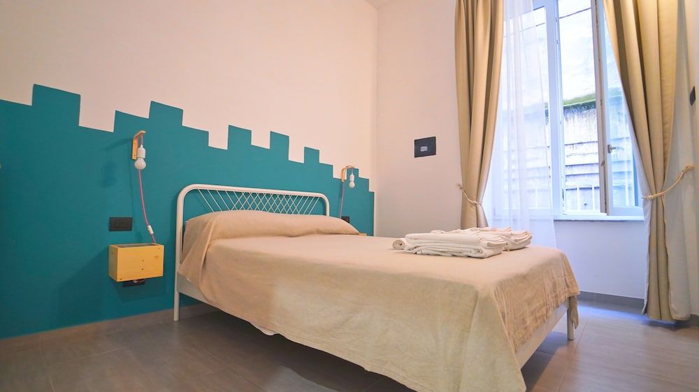 undefined Neapolitan Flat B&B 3