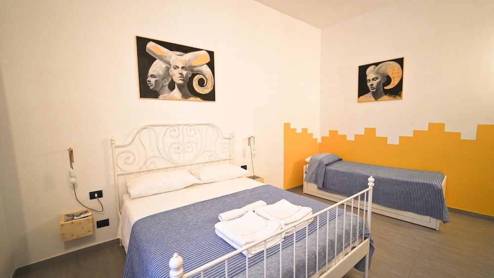 undefined Neapolitan Flat B&B 4
