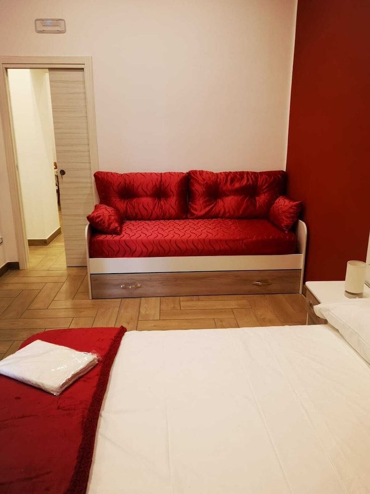 Dimora Ruggiero Family Quadruple Room, City View 3