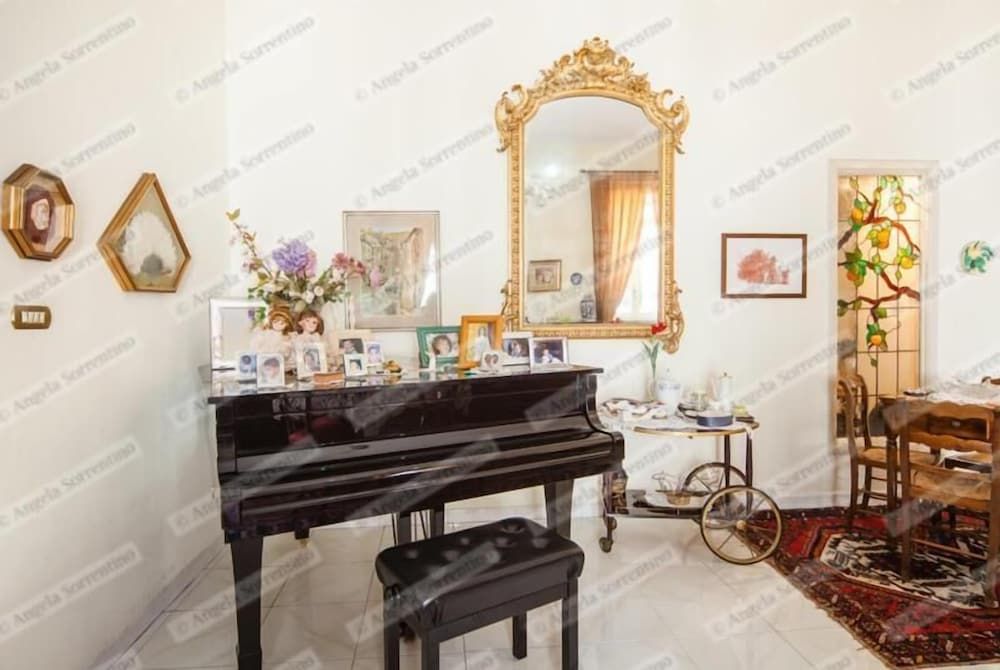 undefined Chez Caroline 6