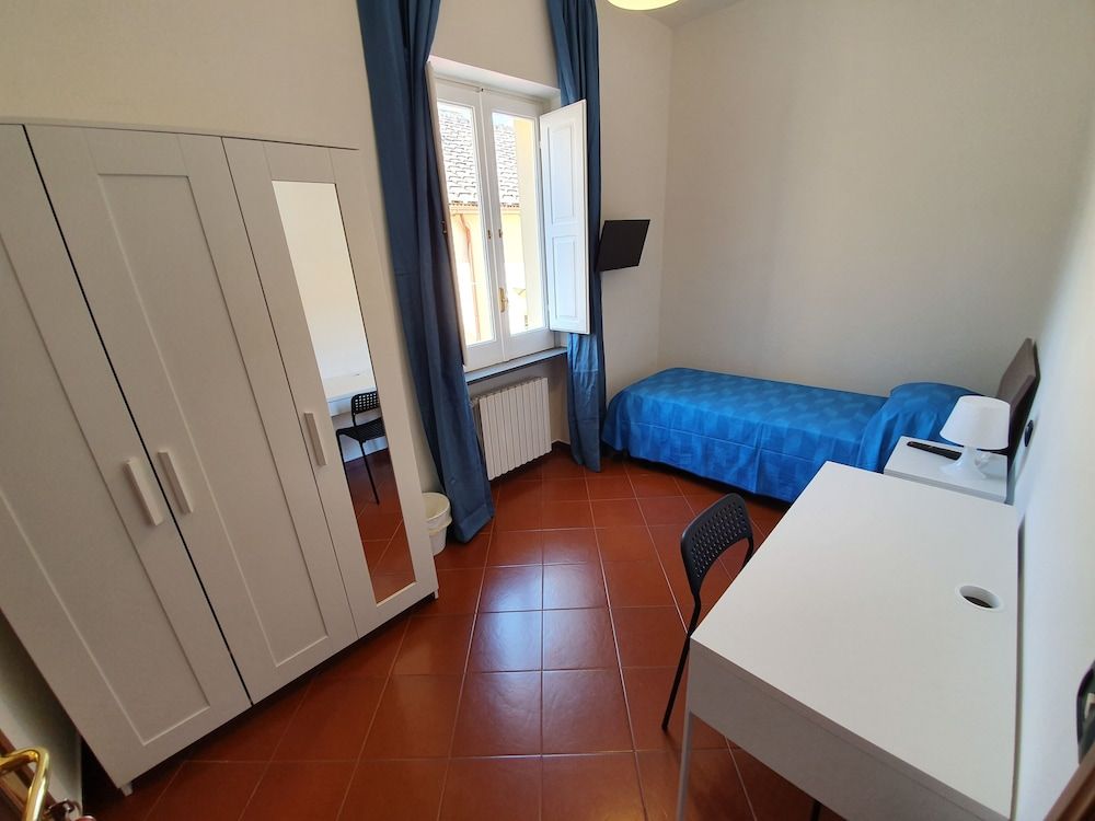 undefined Dante Rooms 4