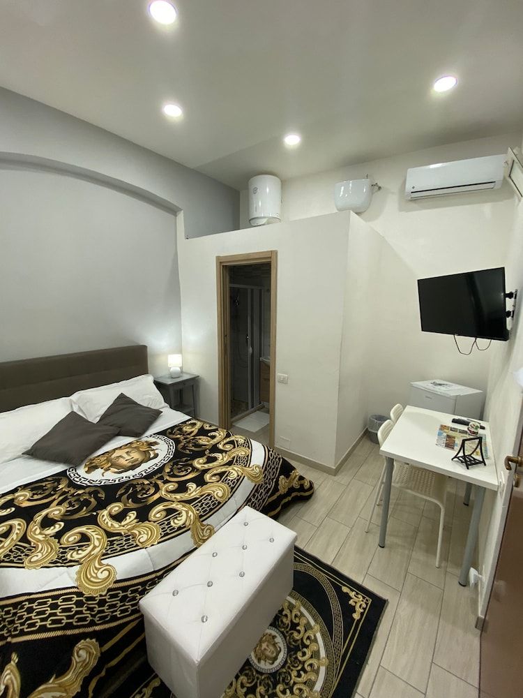 undefined B&B Spaccanapoli 10