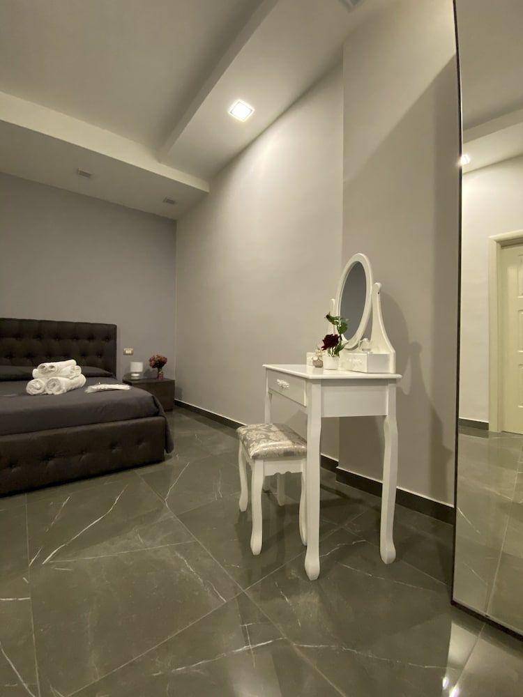 Porto Rooms & Suite Deluxe Double Room (Happiness) 12