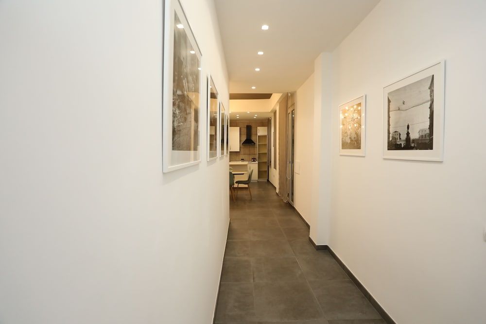 undefined Delia Rooms & Gallery 7