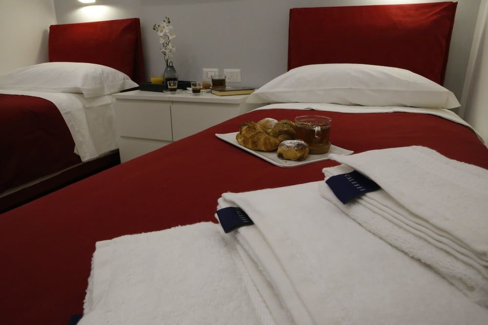 undefined Porta San Gennaro 5