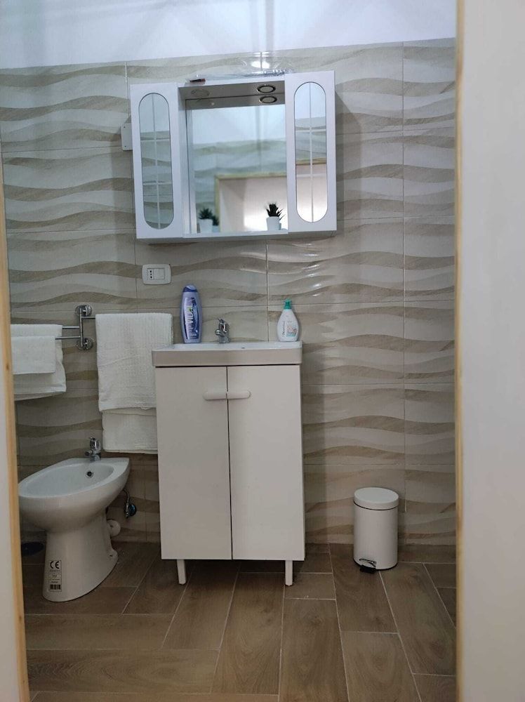 undefined B&B Good Friends Home 6