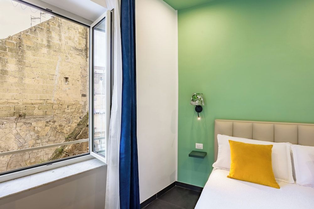 Le Porte di Partenope Basic Double Room, 1 Double Bed 18