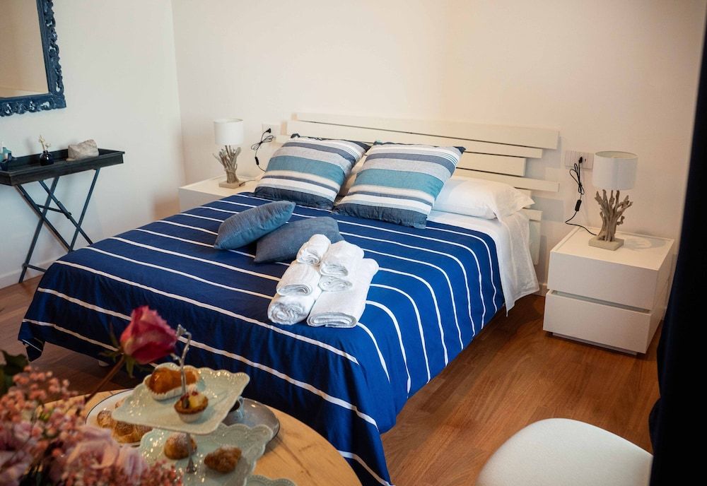 Mareluna Rooms Deluxe Room, Sea View 2