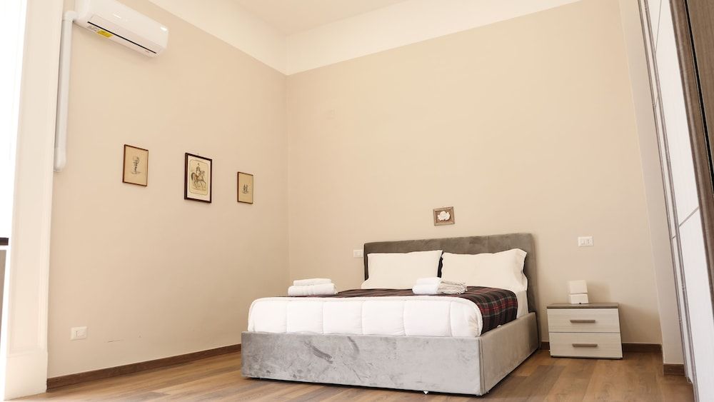 Chocolate's Home Deluxe Double Room 5