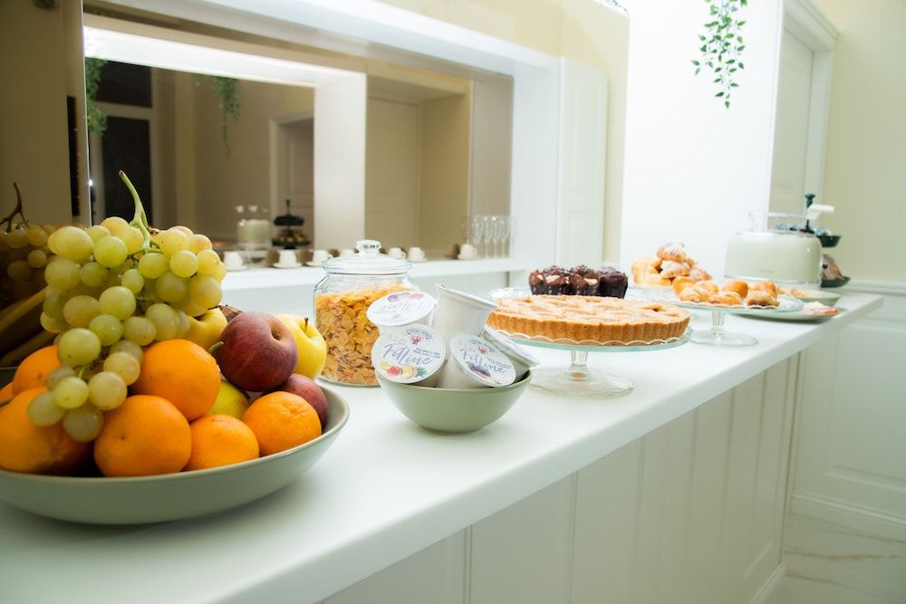 undefined Gentile Suite 9