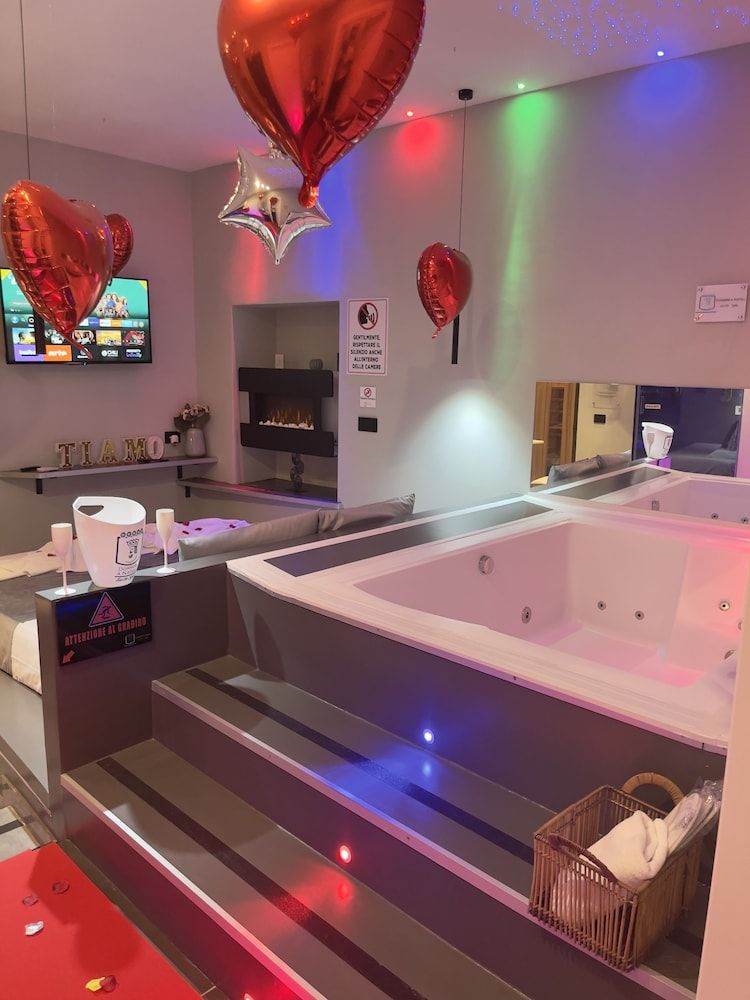 NAPOLI RELAX Junior Room 4