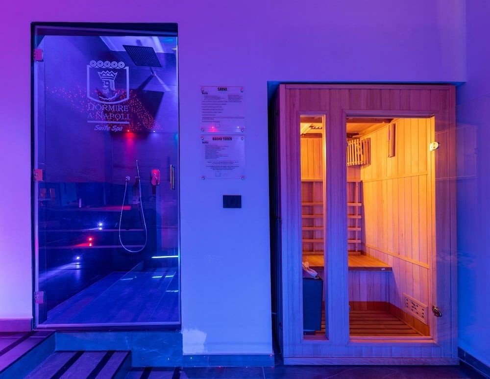 NAPOLI RELAX Junior Room 6