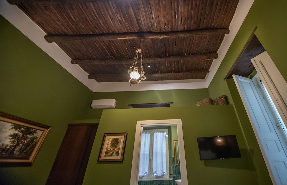 Monart Hospitality Capodimonte Deluxe Triple Room 22