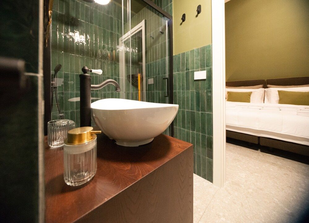 Monart Hospitality Capodimonte Deluxe Triple Room 7