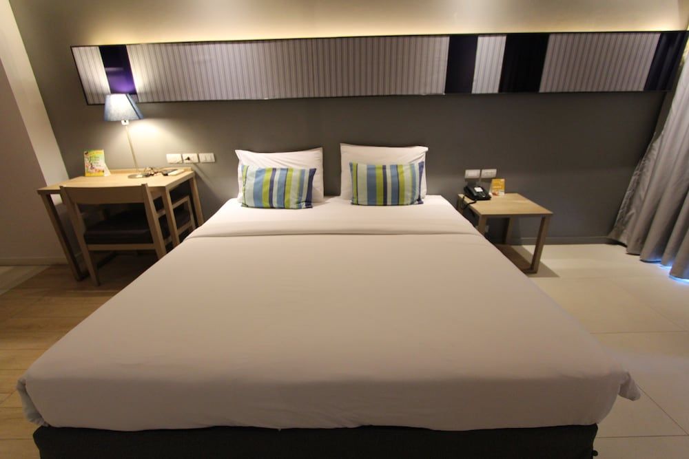 undefined The Sun Xclusive