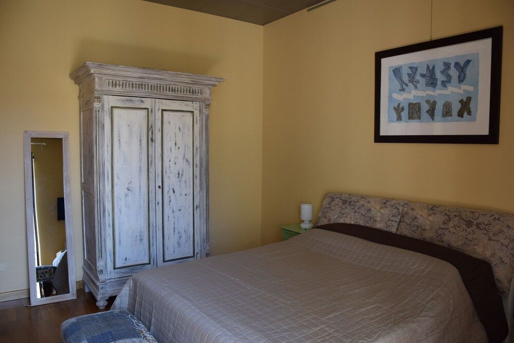 La Baia di Napoli Classic Apartment, 1 Bedroom 5