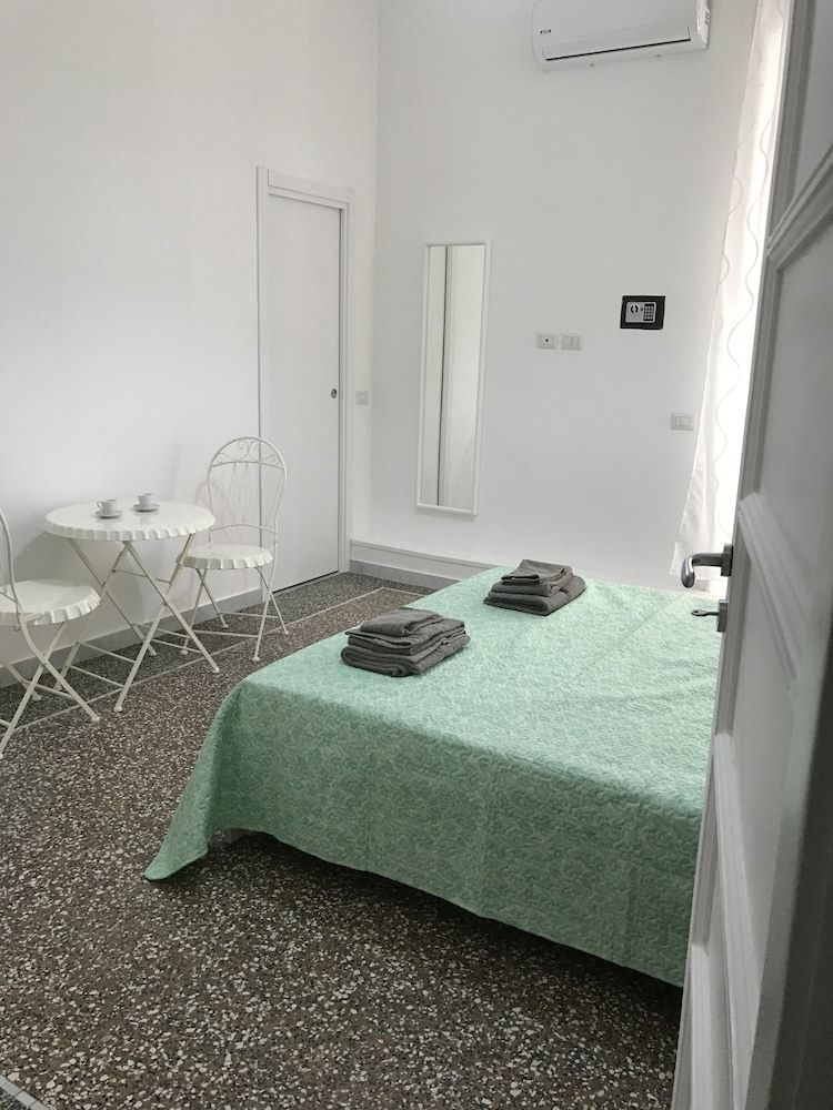 undefined Mellos B&B
