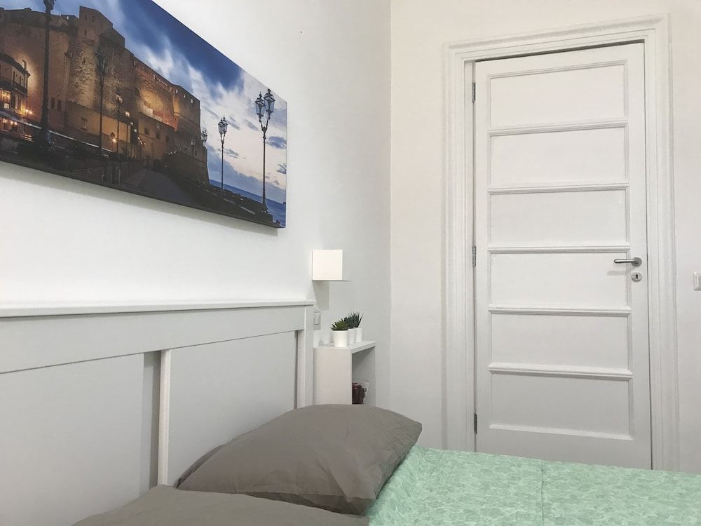 undefined Mellos B&B 9