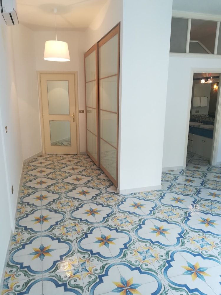 undefined SuiteNapoliSantaLucia 7