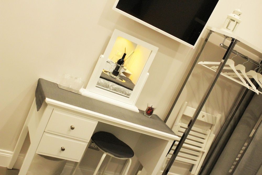 Residenza La Scala Deluxe Room 5