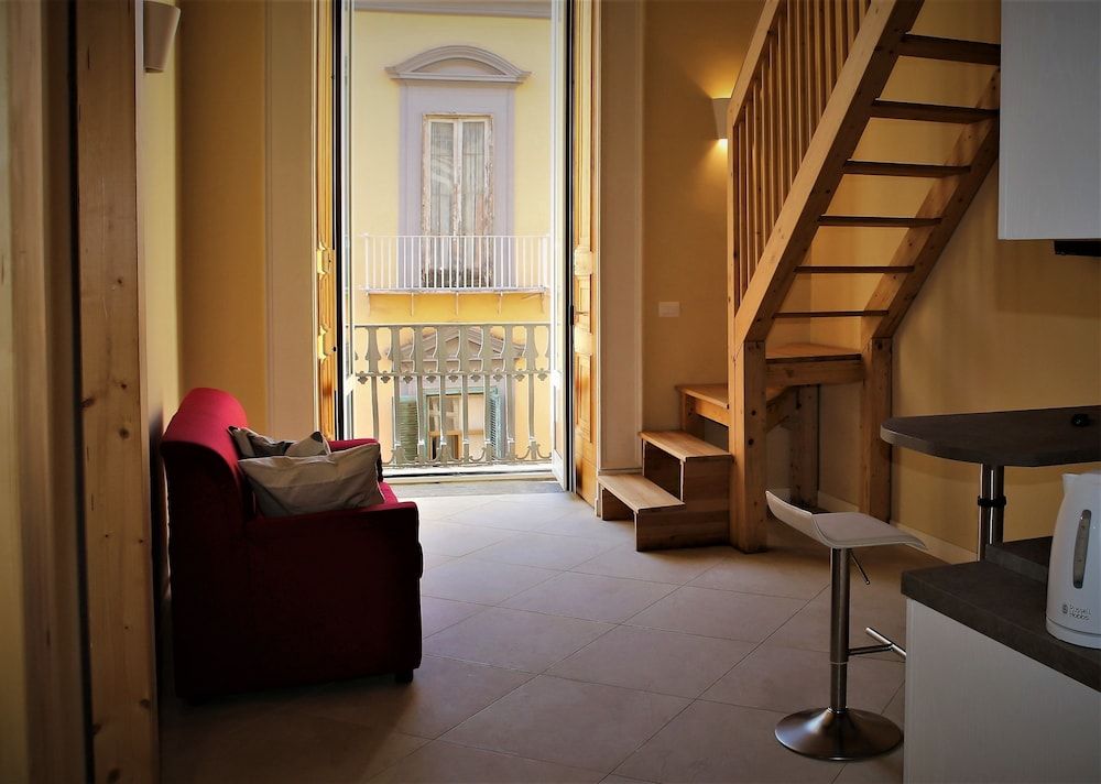 Maison des Fleurs Deluxe Duplex, 1 Queen Bed with Sofa bed, Accessible, City View 10