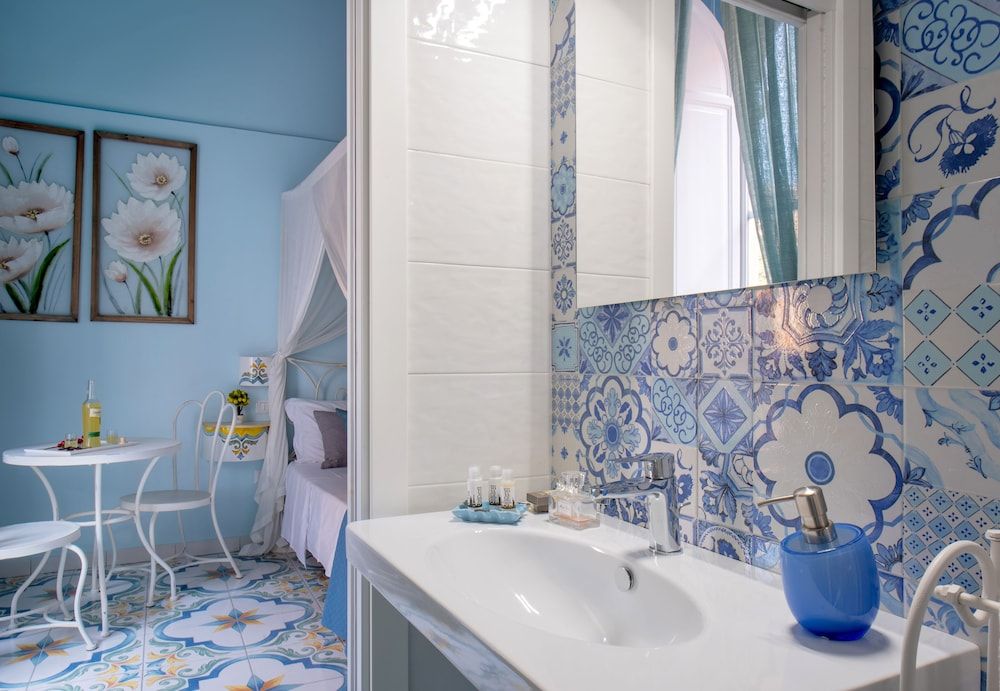 Regina Elena Double Room, Sea View 7