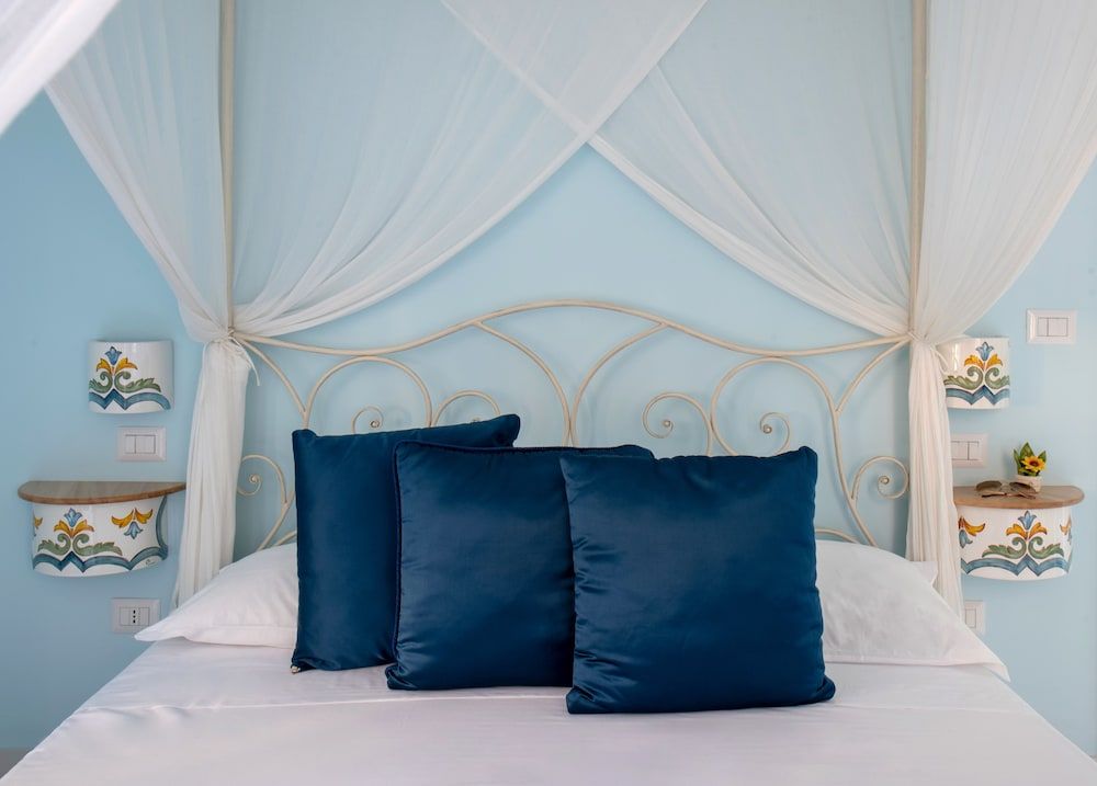 Regina Elena Deluxe Double Room, Balcony 4