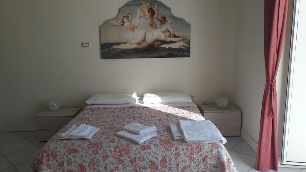 undefined La Casa di Elvira