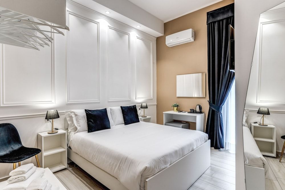 undefined RAGGIO DI SOLE - ATAROOMS Collection 4