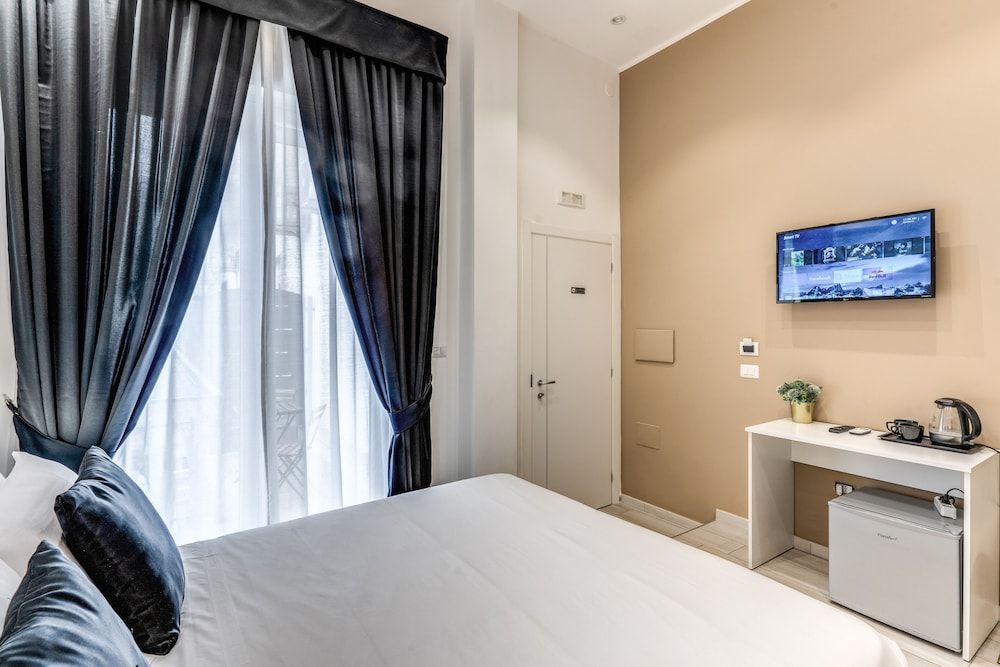 RAGGIO DI SOLE - ATAROOMS Collection Basic Room, 1 Queen Bed 14