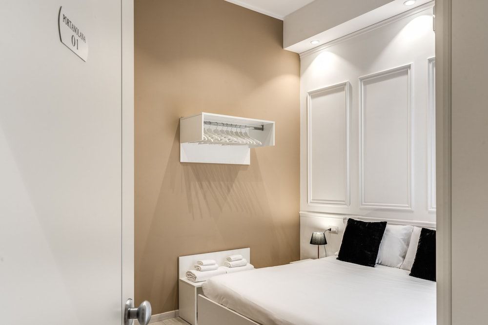 RAGGIO DI SOLE - ATAROOMS Collection Basic Room, 1 Queen Bed 8