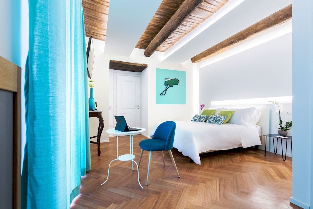 Duetto al duomo Deluxe Double Room 6