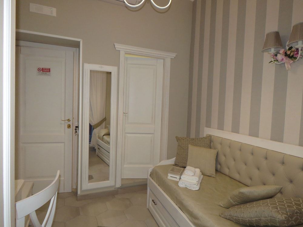 undefined Le Ninfe Luxury Rooms 10