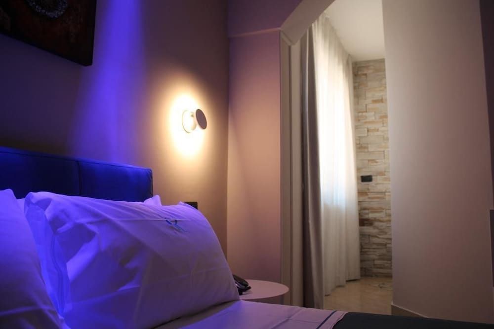 undefined Sonevi Rooms Napoli 3