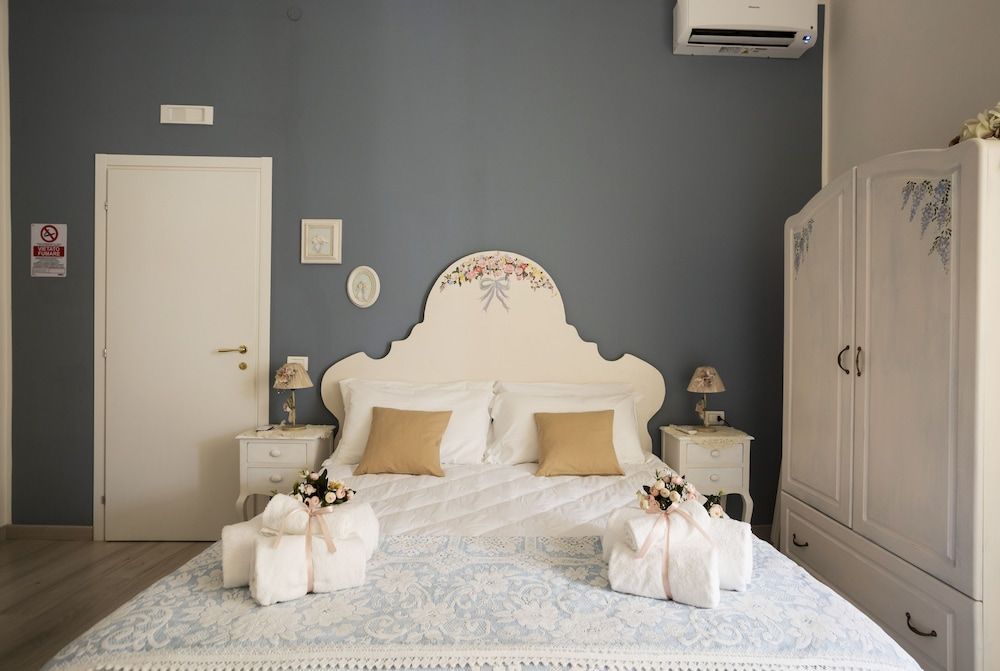 La Maison Romantique Superior Studio Suite, City View (Rose)