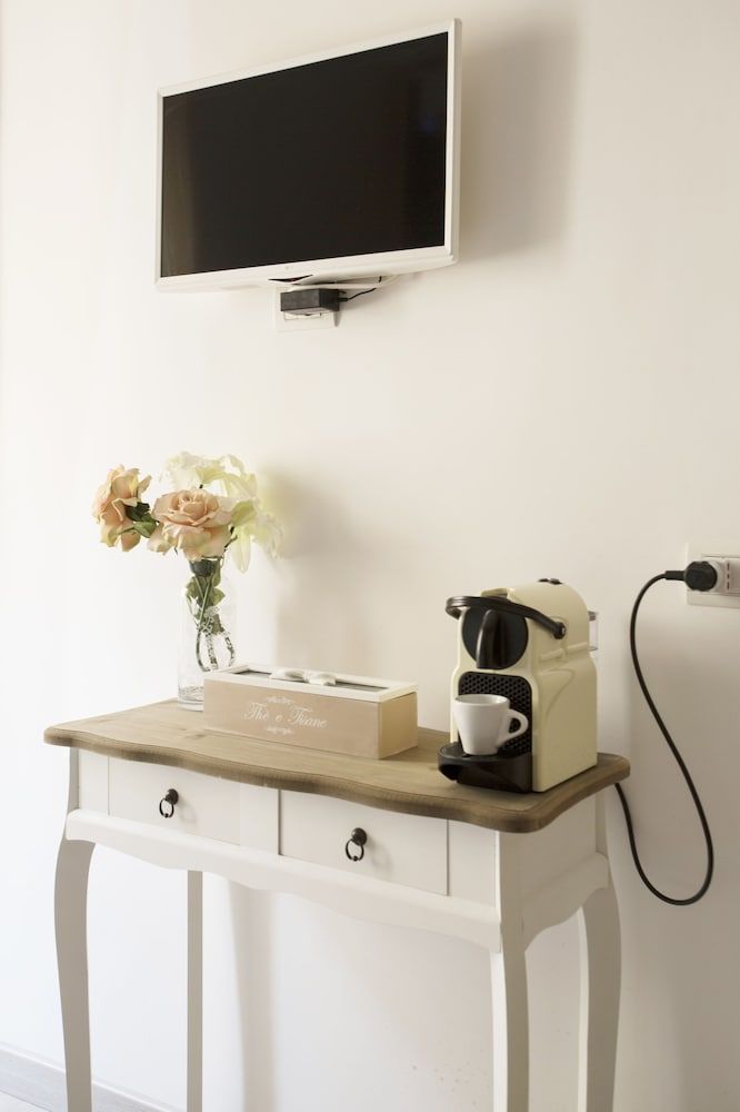 La Maison Romantique Superior Studio Suite, City View (Rose) 7