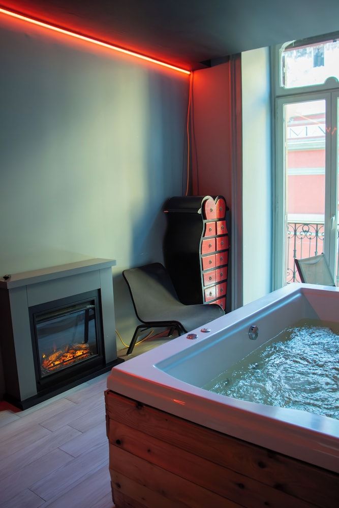 Umberto Primo Suite e Spa Premier Room, 1 Queen Bed, Sauna, Courtyard View 14