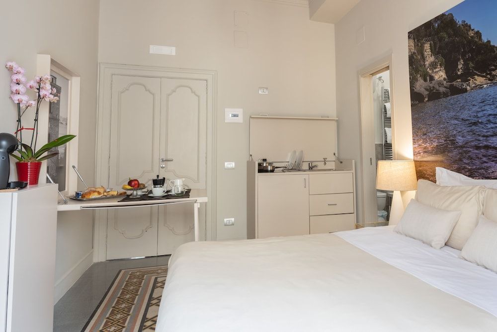 Art&B.E.D.S. Double Room, Balcony (Posillipo) 2